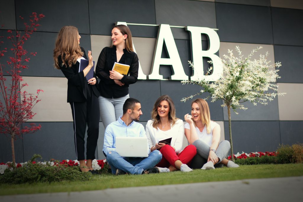 TREND EXCELLENCE – “KOLEGJI AAB”