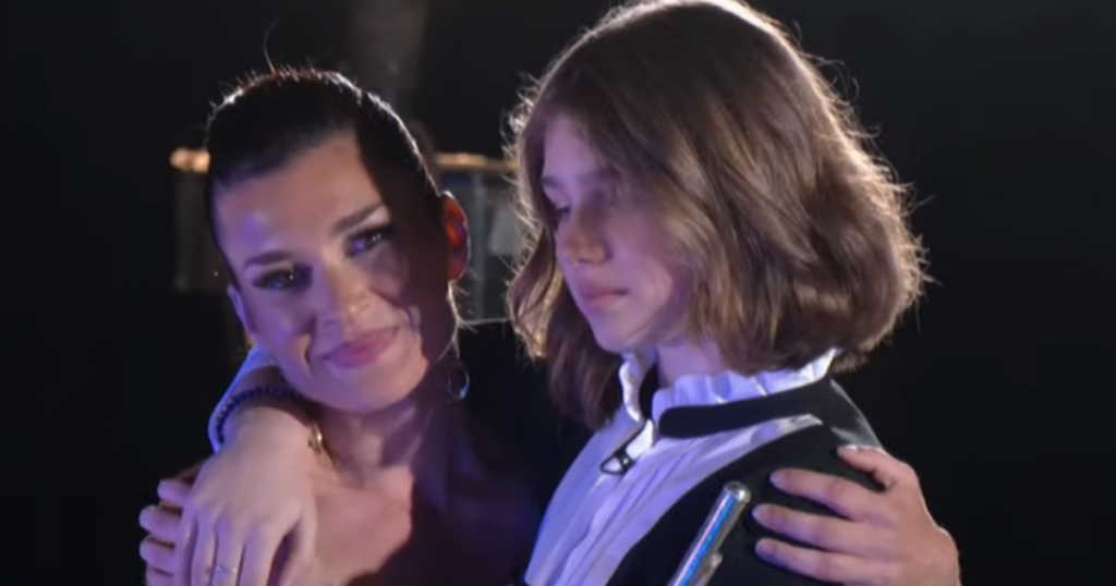 “Akoma më e gjatë je bërë?”/ Takimi me vajzën që përloti Elsa Lilën!