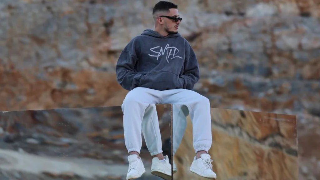 Bardhi sqaron rreshtat e këngës që i dedikoi vajzës së tij!