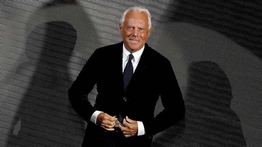 Vdes Giorgio Armani, mbreti i modës, ishte 91 vjeç