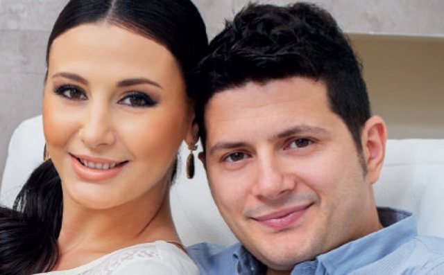 “Si u dashurua Ami me ty?”/ Ermal Mamaqi flet pa filtra: Më mirë e varfër se të fshish lotët nga një Ferrari