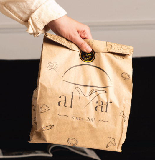 Alar Catering-Nga zemra tek tryeza