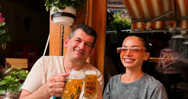 Pas tre birrash, Ola dhe vjehrri “kapen për fyti”, Adioni publikon fotot