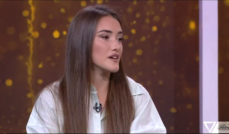 “Kisha 1 vit e gjysmë e lidhur”/ Ndarja LIVE dhe romanca me Indrin në Ferma VIP, Vanesa: Ajo marrëdhënie vazhdonte për inerci