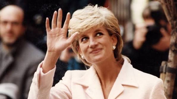 Gati 30 vite pas vdekjes, pse një libër për Princeshën Diana po shkakton kaq shumë reagime?